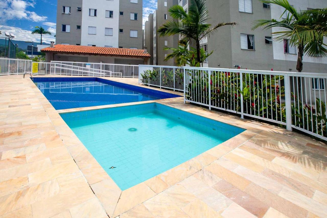 Apartamento Ubatuba Próxima a Praia Grande com Wifi Exterior foto